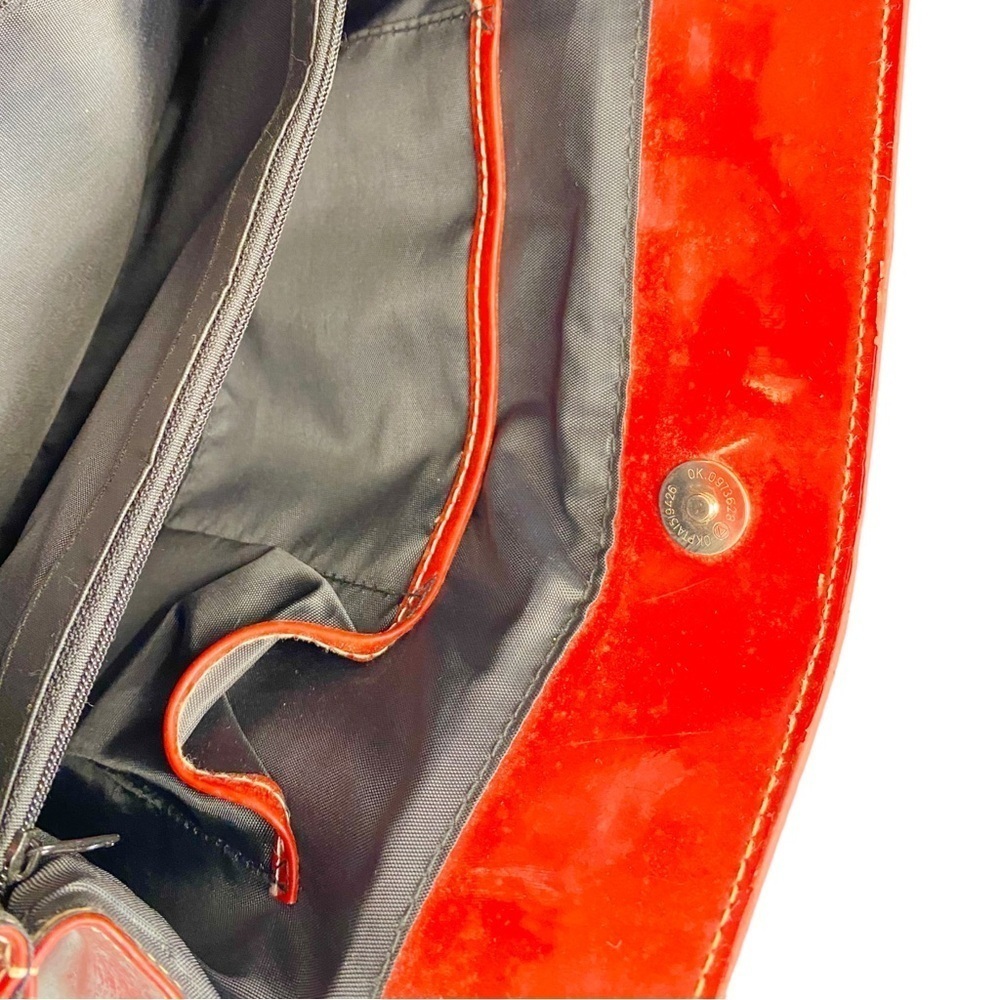 Red Patent Purse​ - Picture 3 of 4